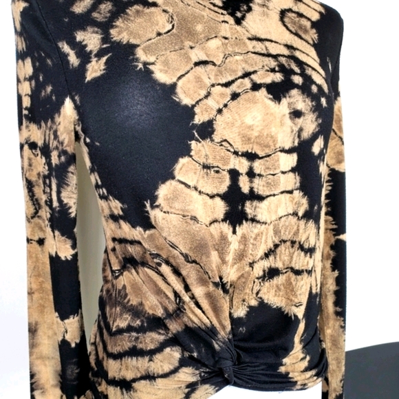 Custom Reverse Tiedye Long Sleeve Tee - Picture 6 of 12